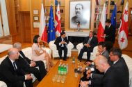 Prime-minister of Georgia Nika Gilauri has met president of Poland Bronislav Komarovski